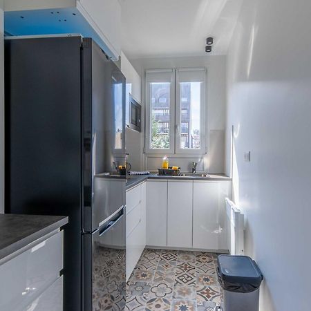 Studio Sleeps 4 With Terrace, 500M Place Morny ドーヴィル エクステリア 写真