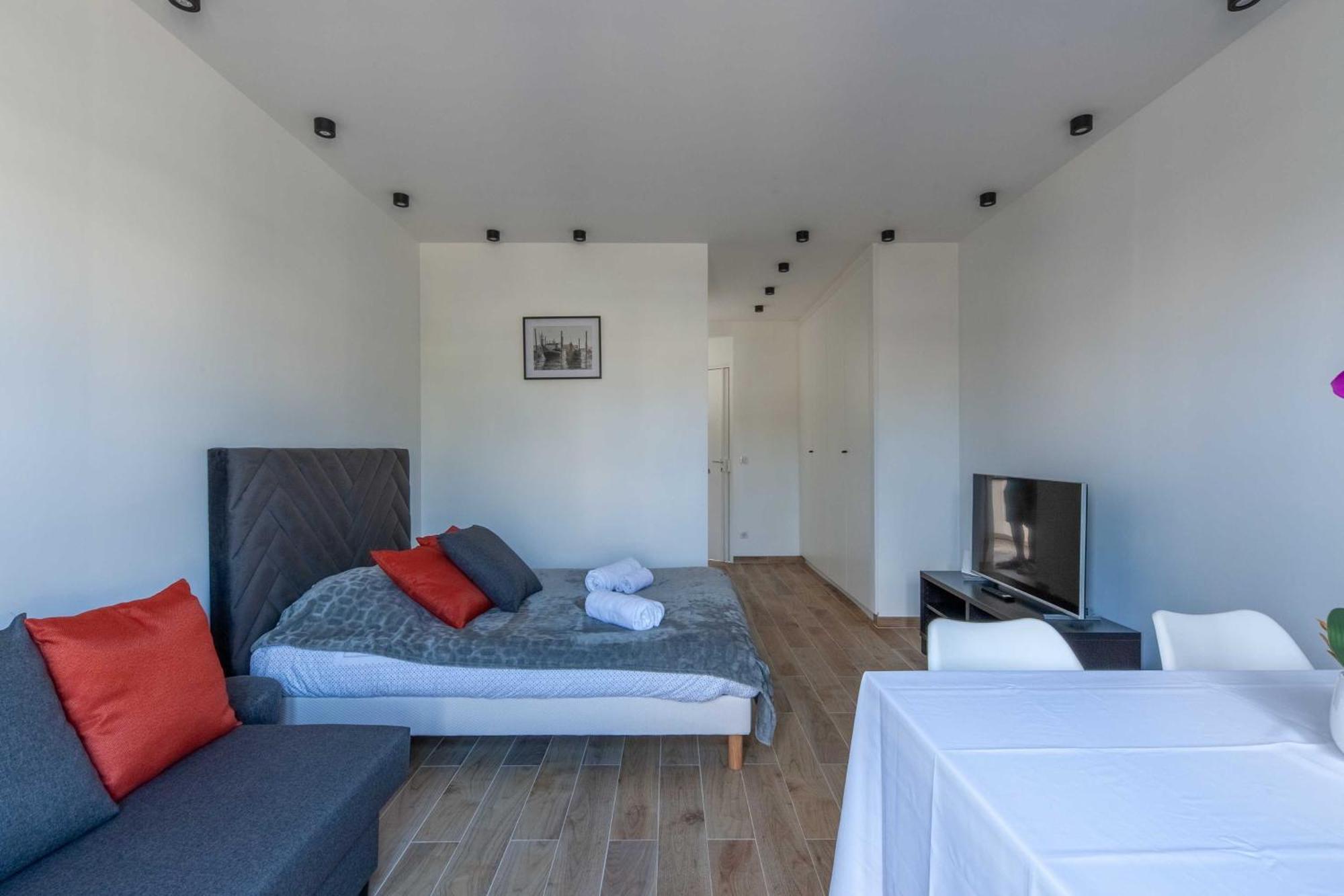 Studio Sleeps 4 With Terrace, 500M Place Morny ドーヴィル エクステリア 写真